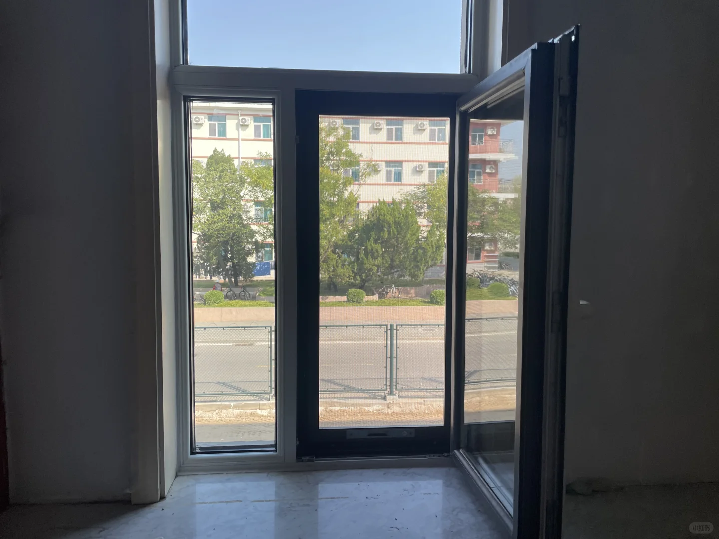 断桥铝窗户,终于换完了…