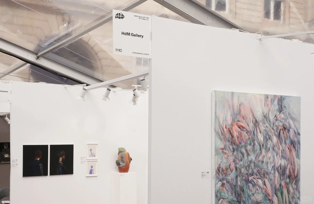 章泽天参观巴黎展览