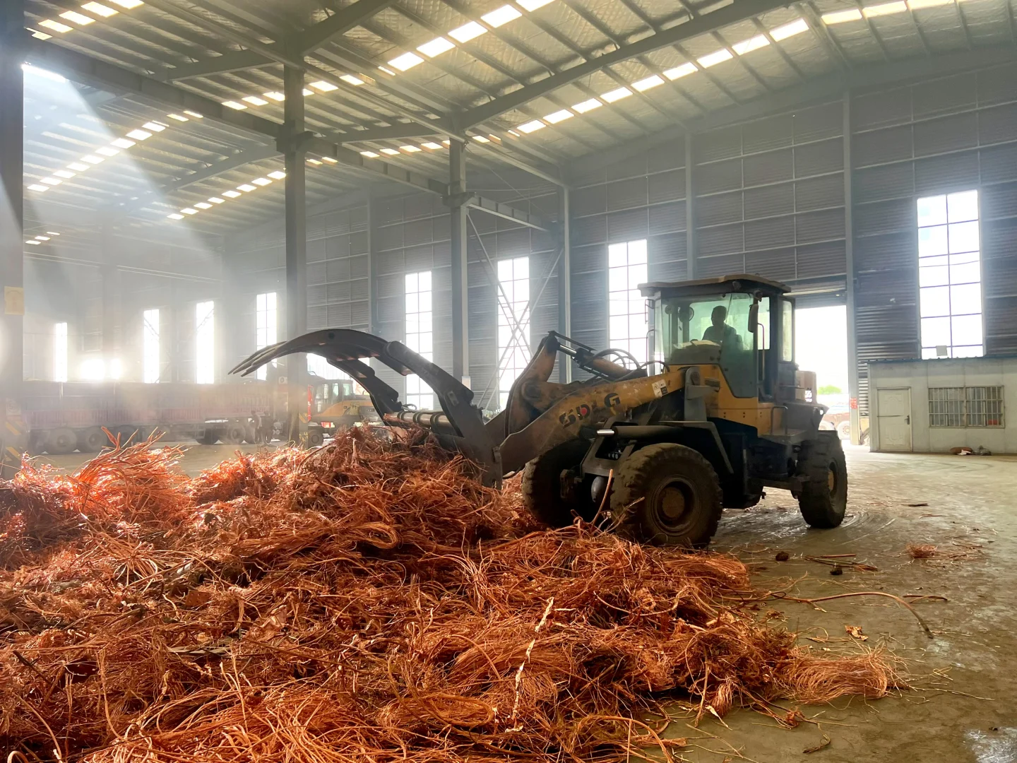 低氧铜杆陆续出炉