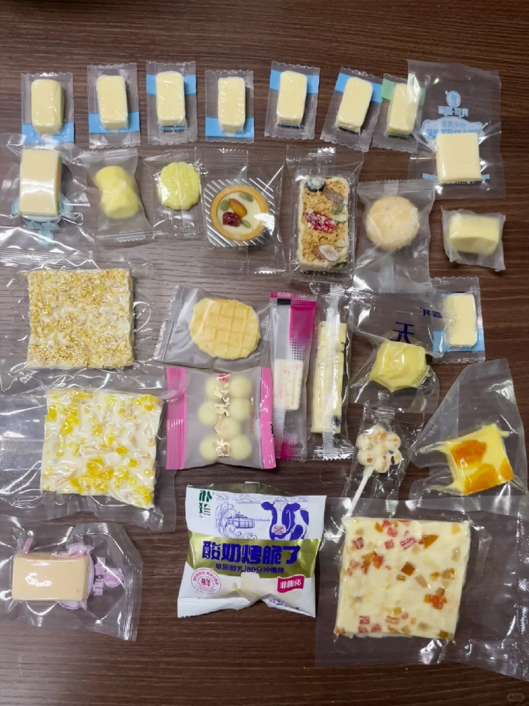 19.8五六十种内蒙奶制品可自选，都放不下了