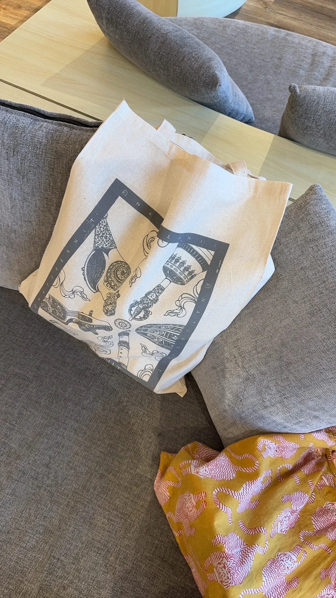 尼泊尔这家高端羊绒店我可以来逛无数次❗️