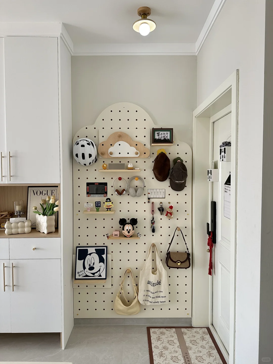 这个玄关洞洞板好可爱~谁懂?