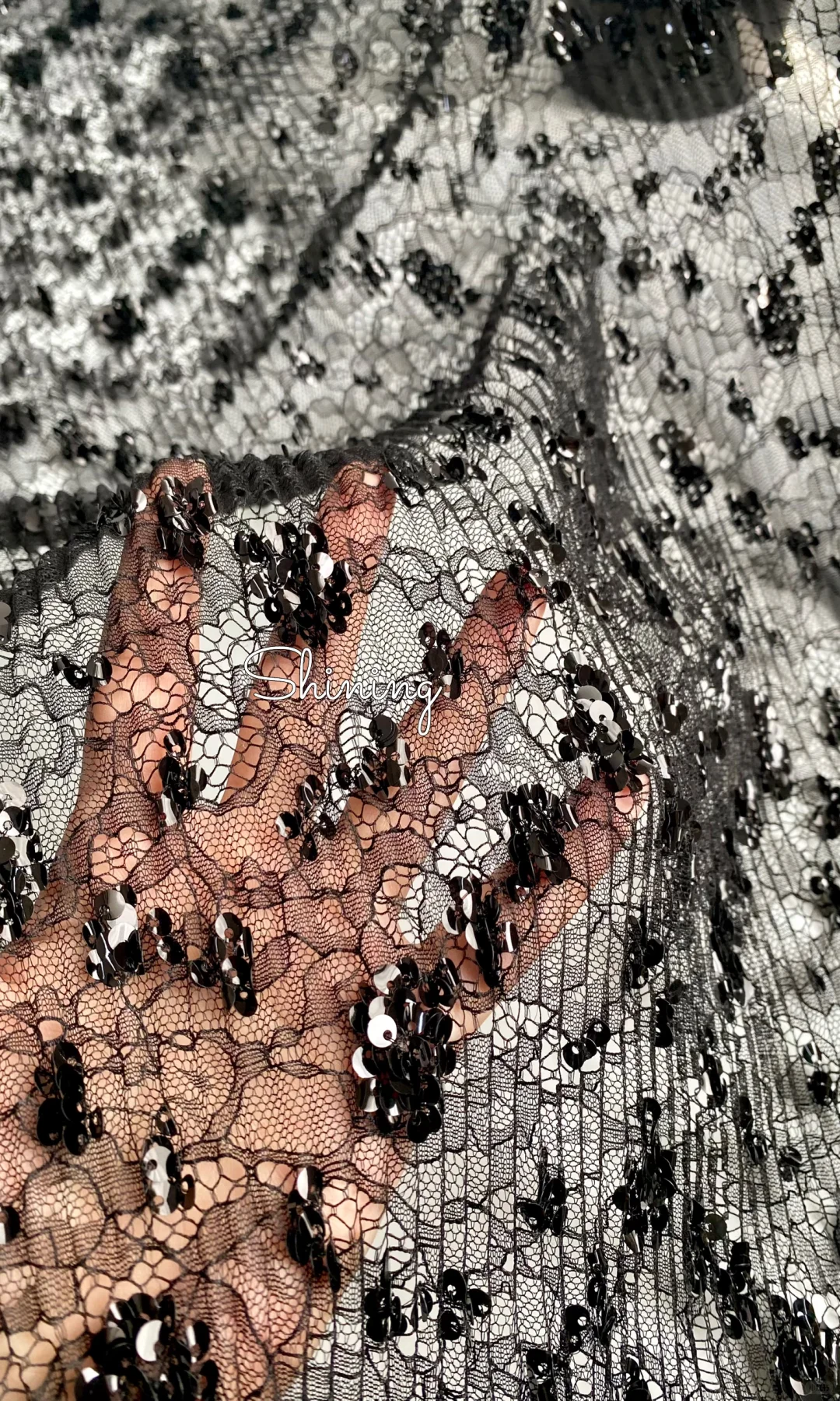 香槟色压皱蕾丝珠片绣花、太美了！