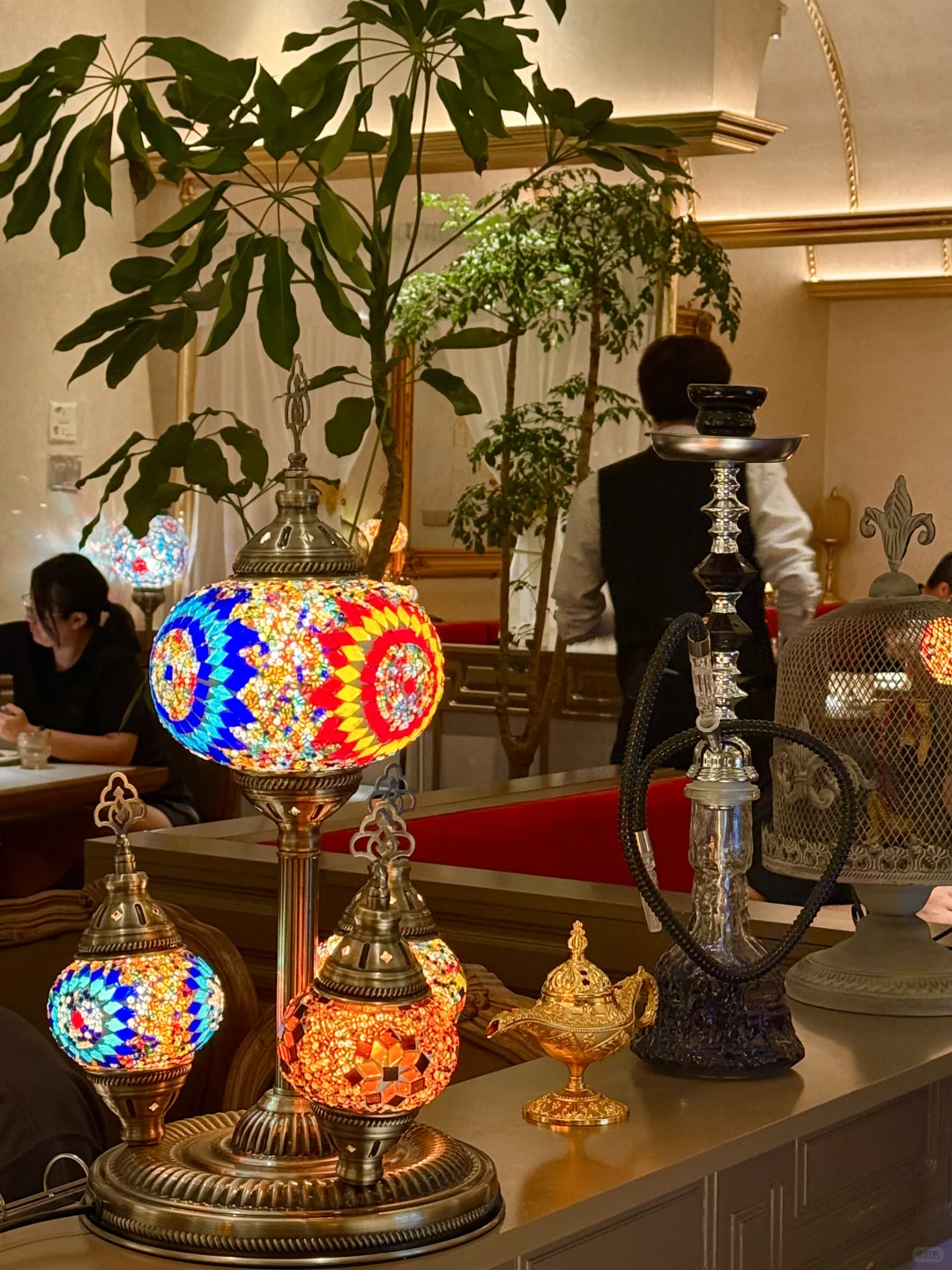 不在迪拜！！！在青岛！！首家！！