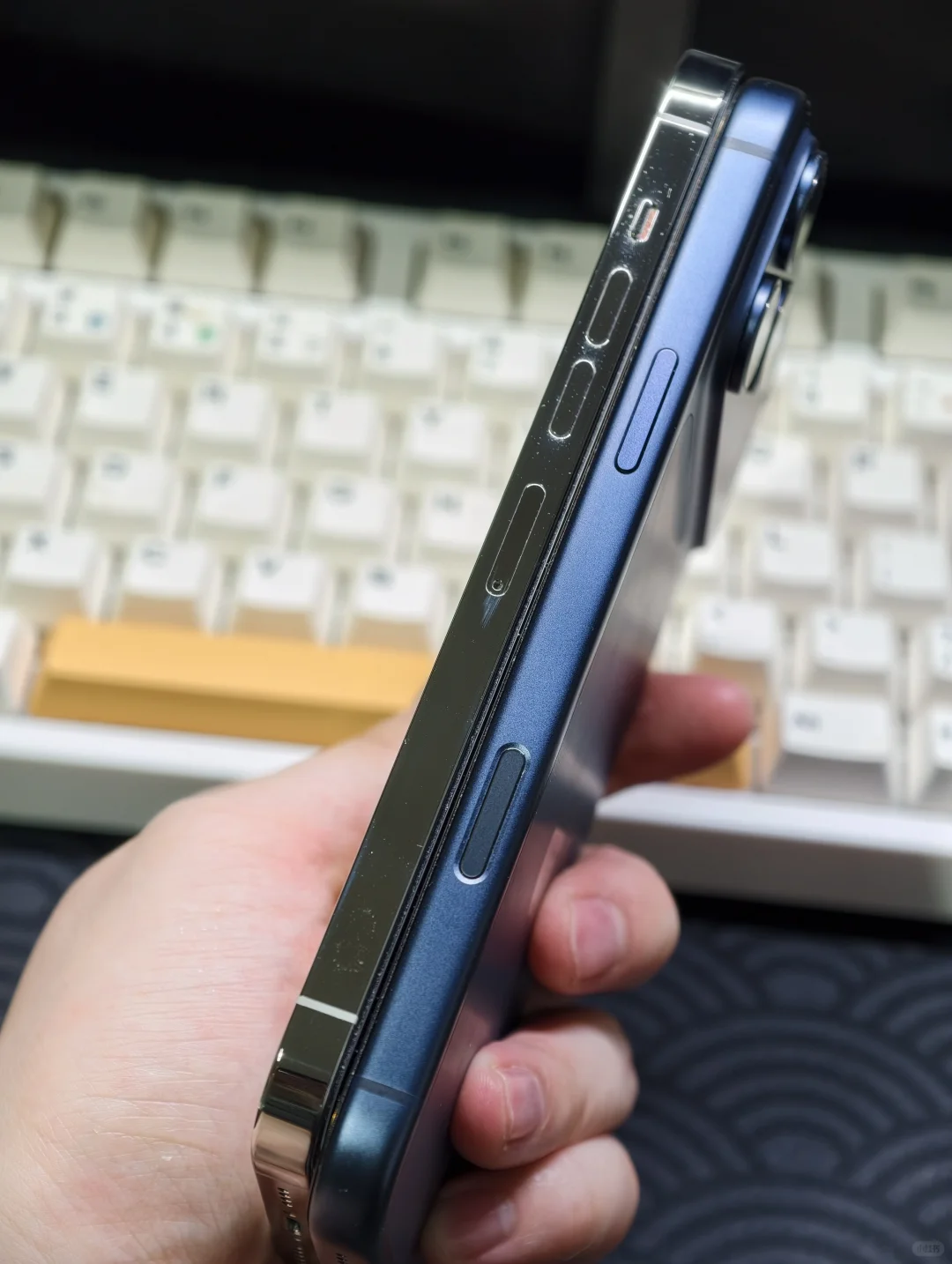 无论怎么看，不锈钢真的比铝合金高级很多