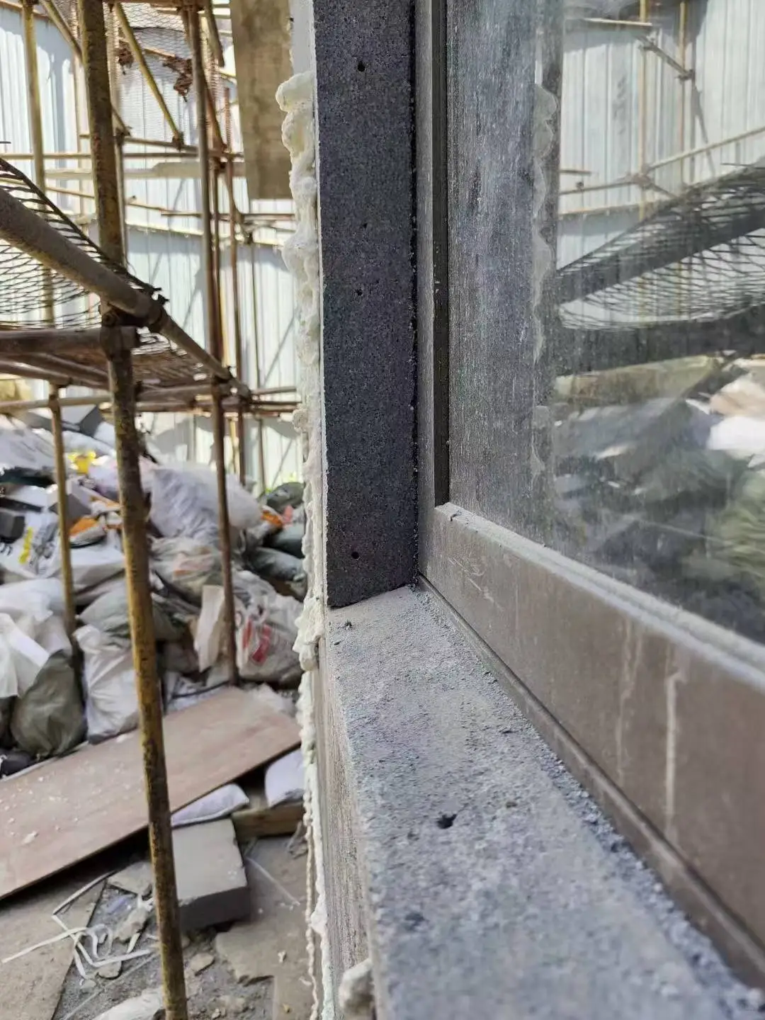 石墨聚苯板外墙保温施工要点