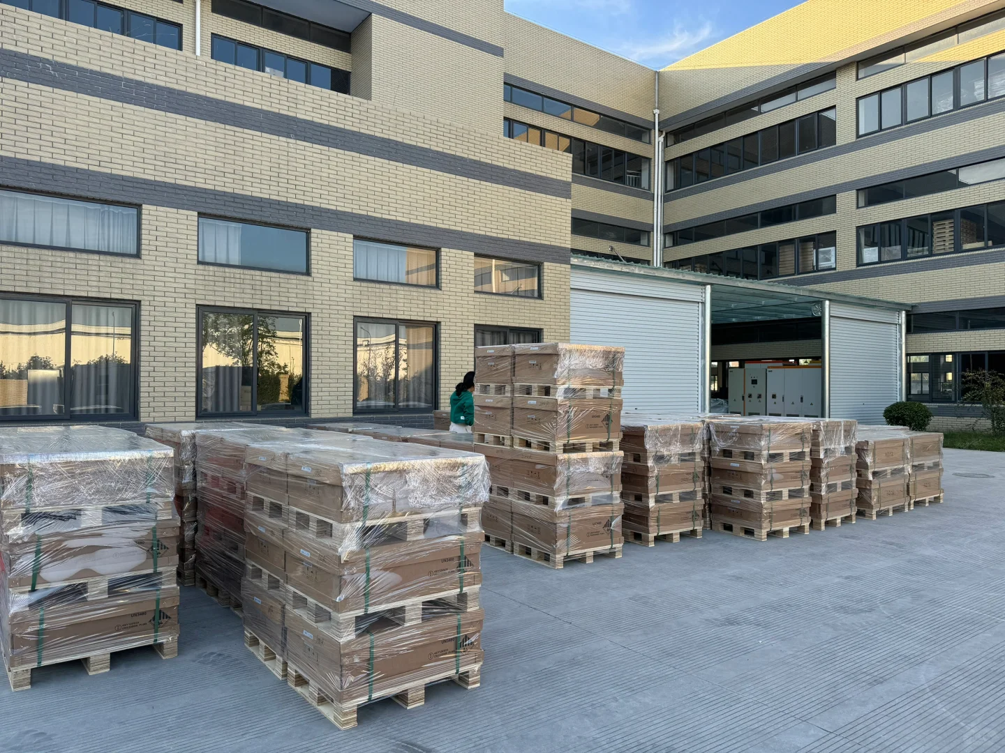 江苏储能工厂 户储及工商储，绿色稳定新能源