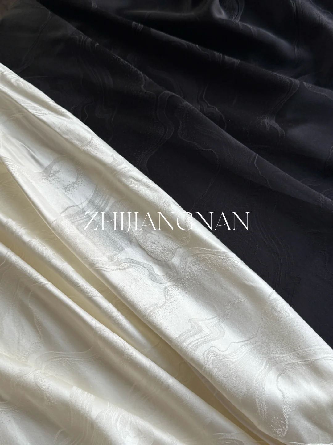 高阶质感面料◾️羊毛绢丝中的浮光掠影