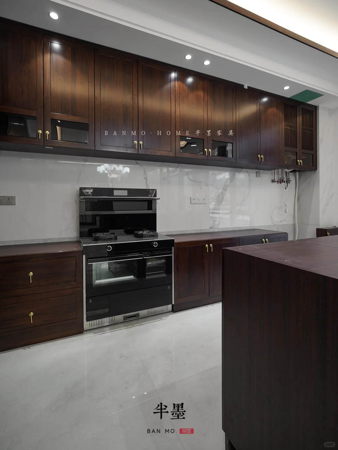 贵阳别墅全屋定制落地,新中式原木柜验收中