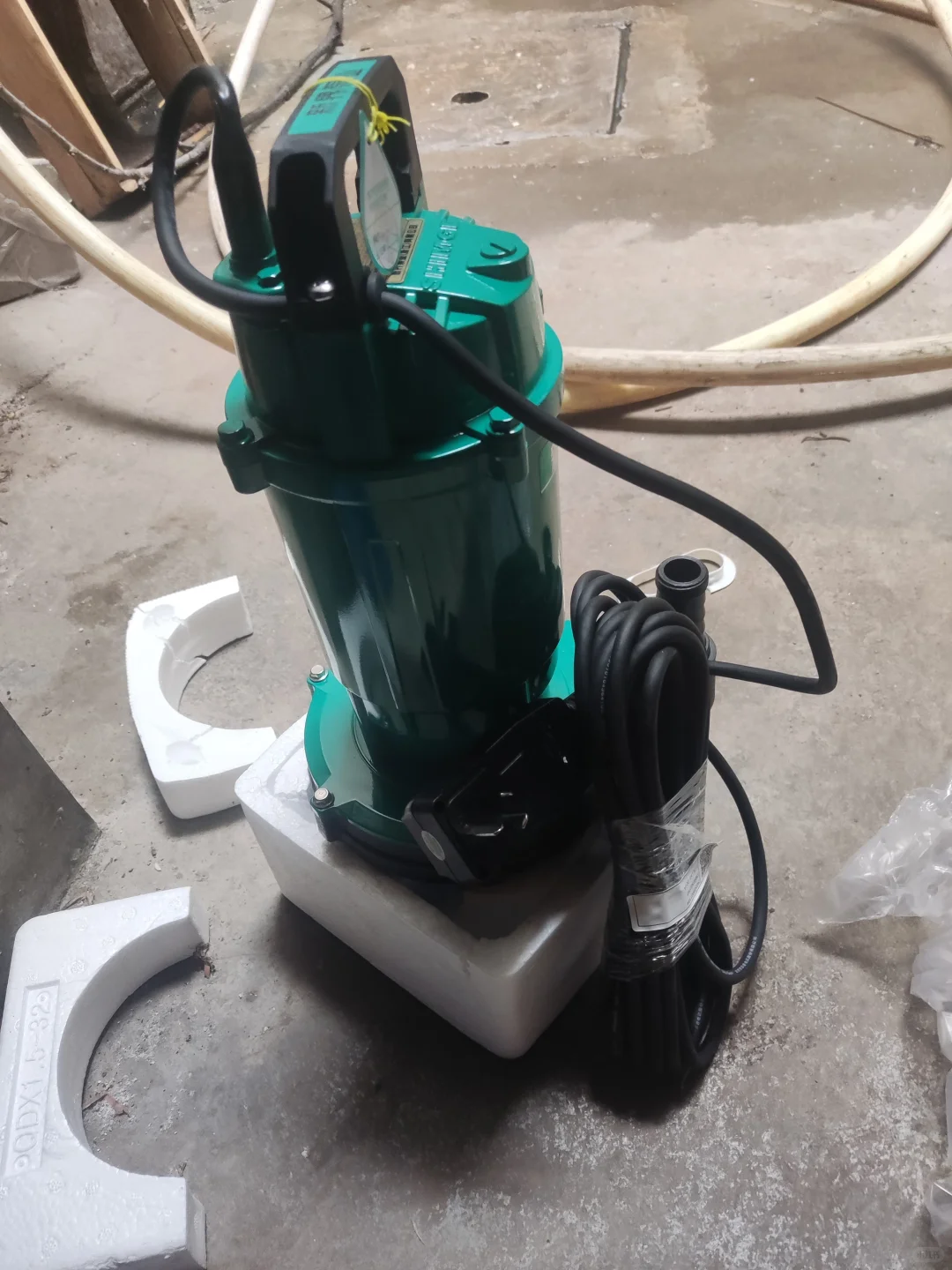 50米扬程的增压泵和32米的居然一样