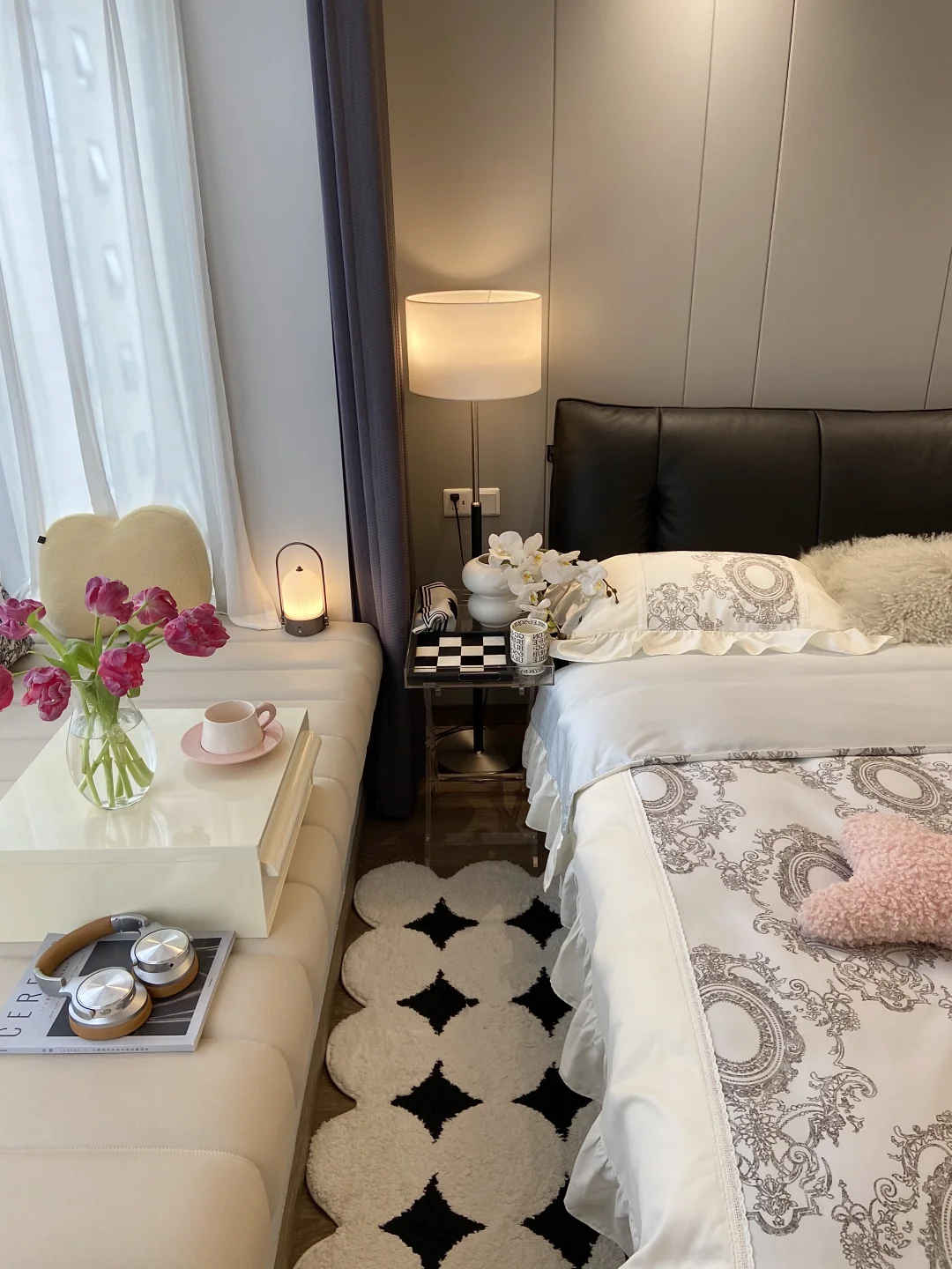 直接抄!小户型卧室这样布置好看又实用!