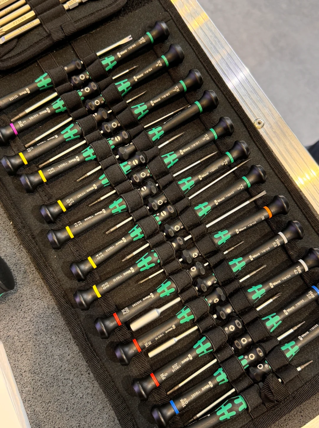 长这样的活扳手还真是没见过…