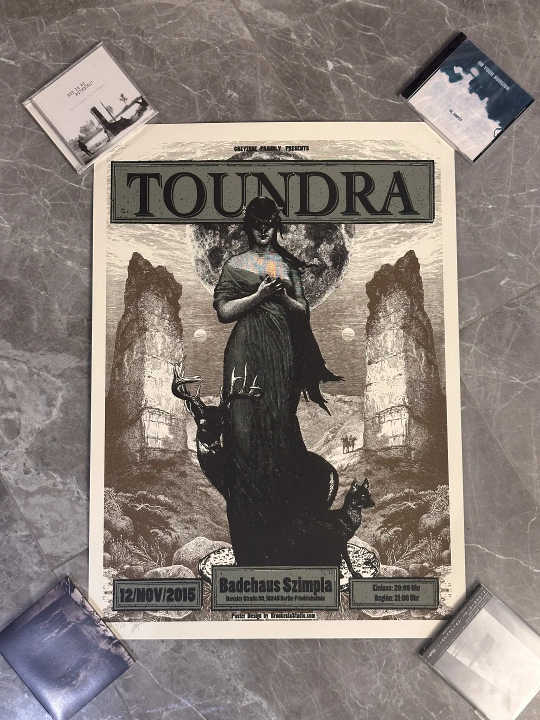 出三张乐队丝网印刷海报