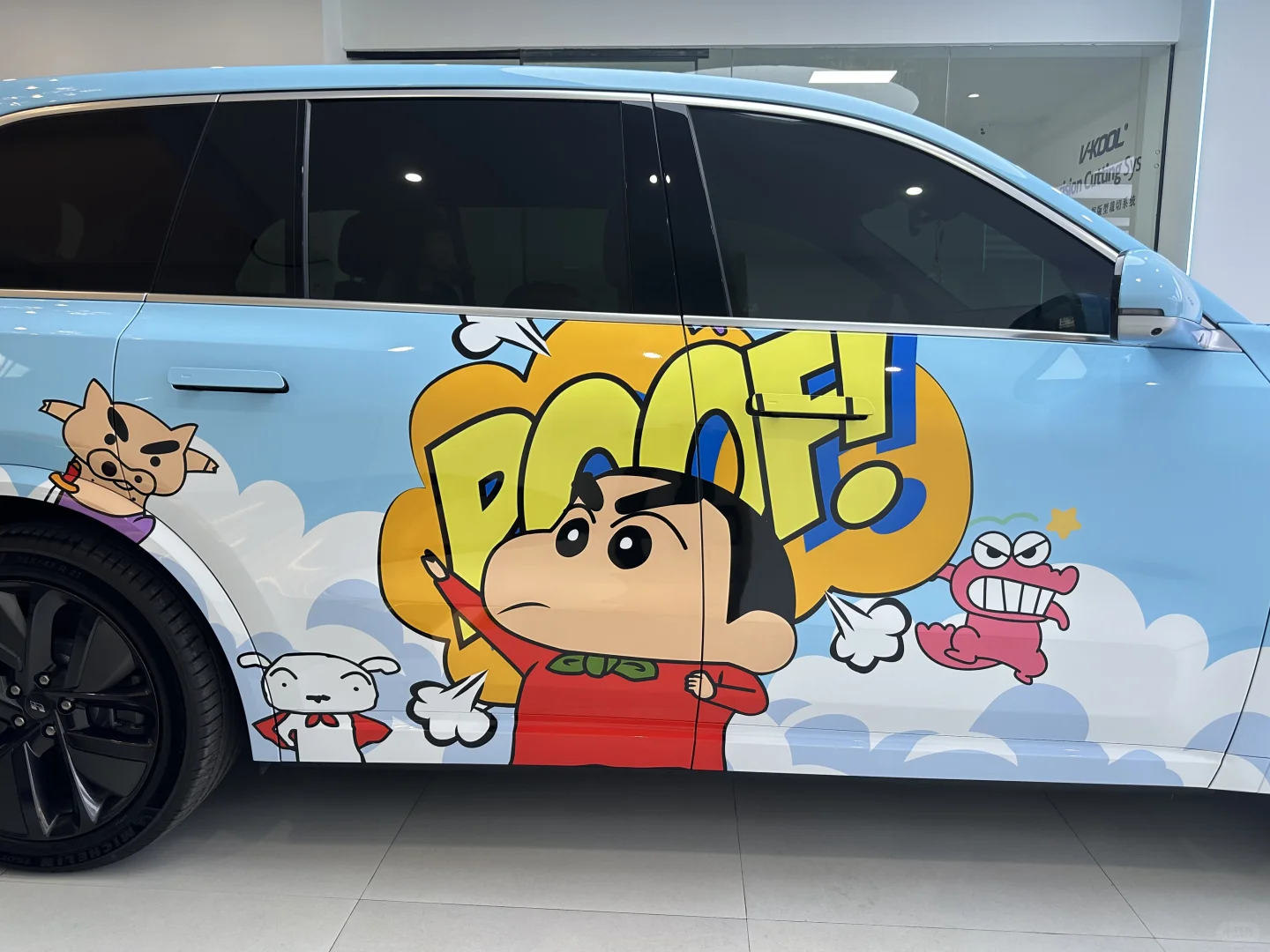 可爱暴击！理想L9变身蜡笔小新の梦幻座驾