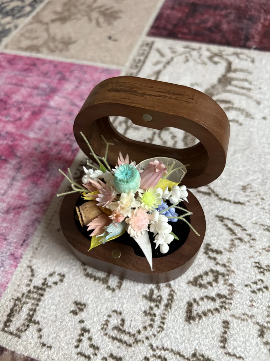 share?｜我靠卖永生花戒指一个月赚了5万‼️