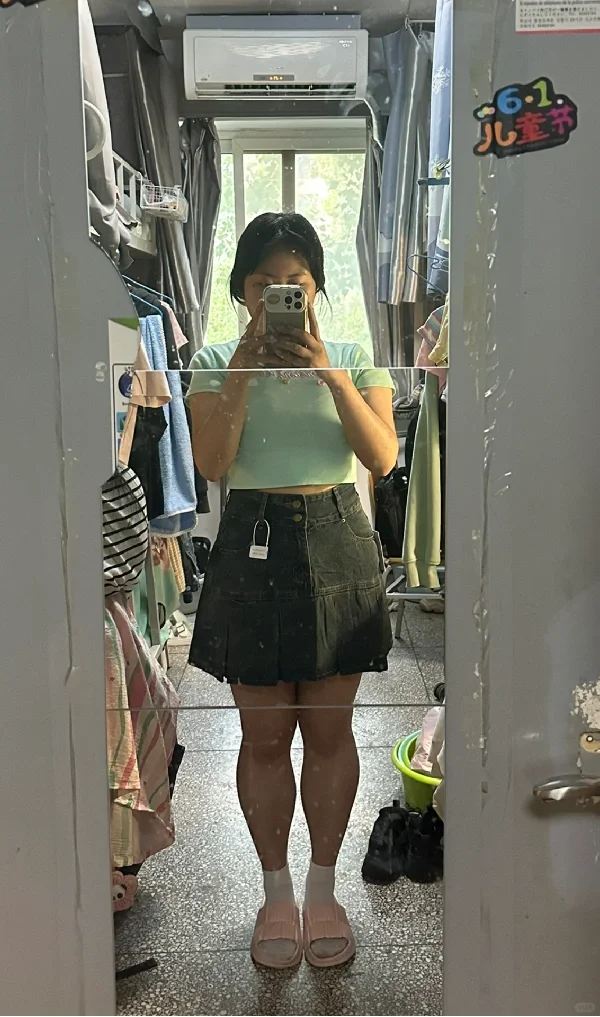 测评不同店的牛仔短裙