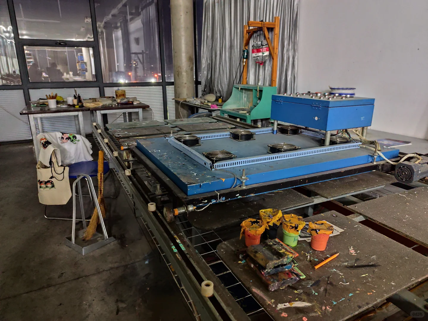 丝网印刷课战况惊人。