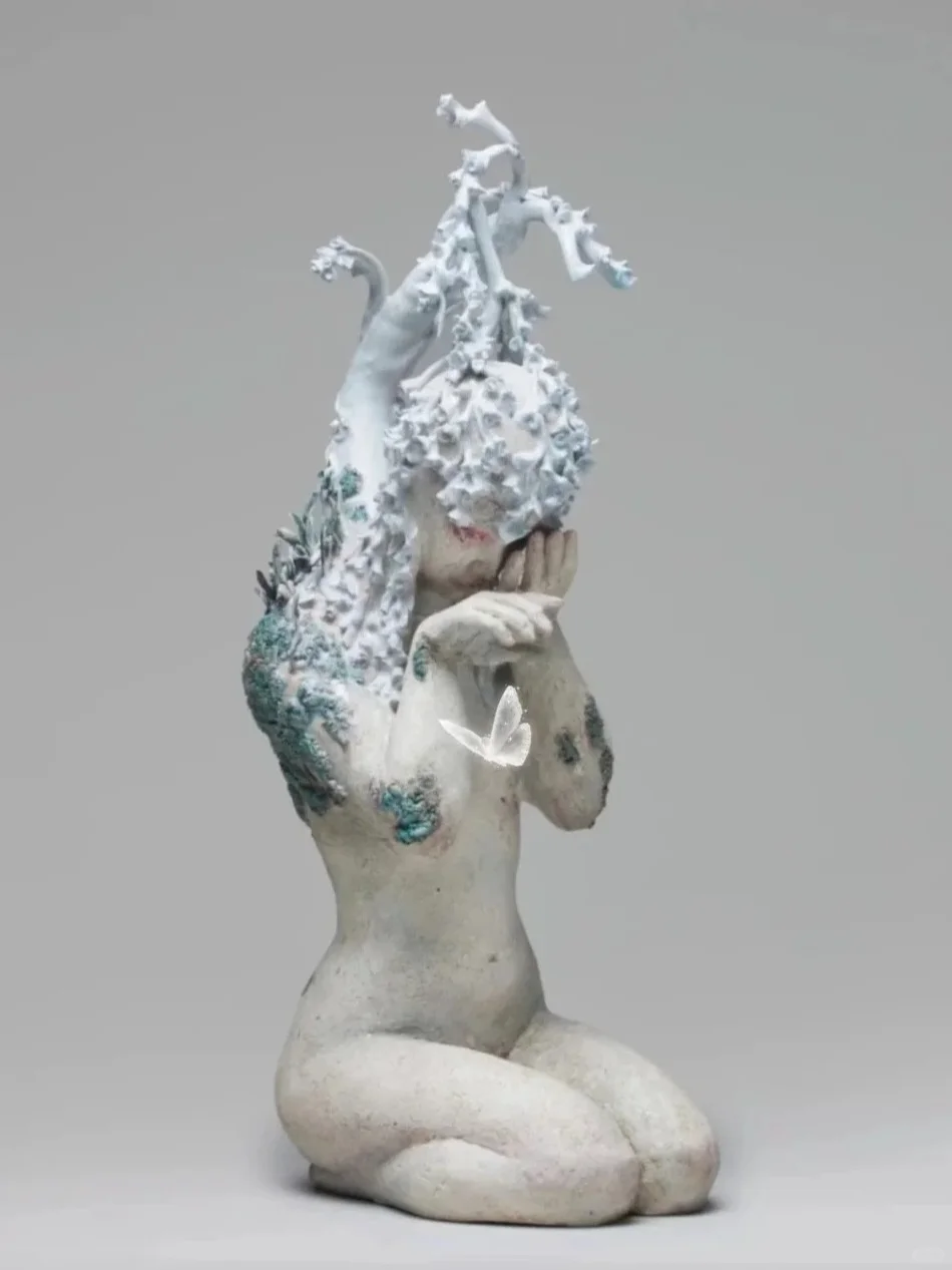 Hitomi Murakami | 雕塑艺术家