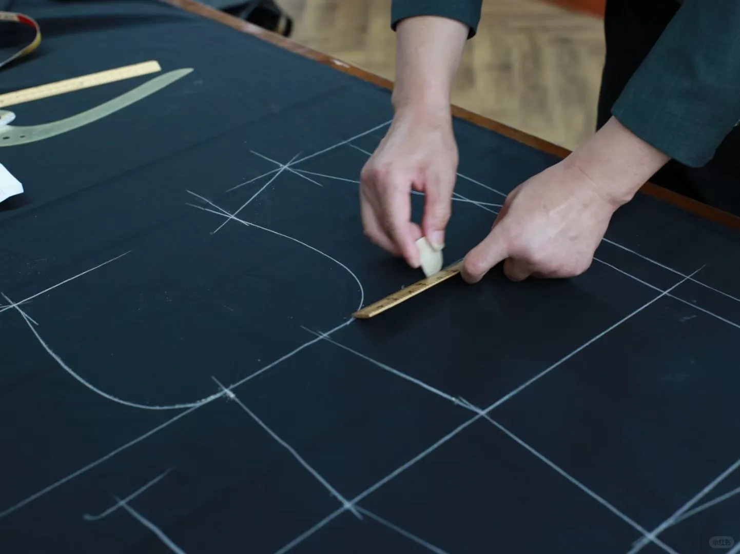 ? 探寻西服裁剪的艺术 ✂️