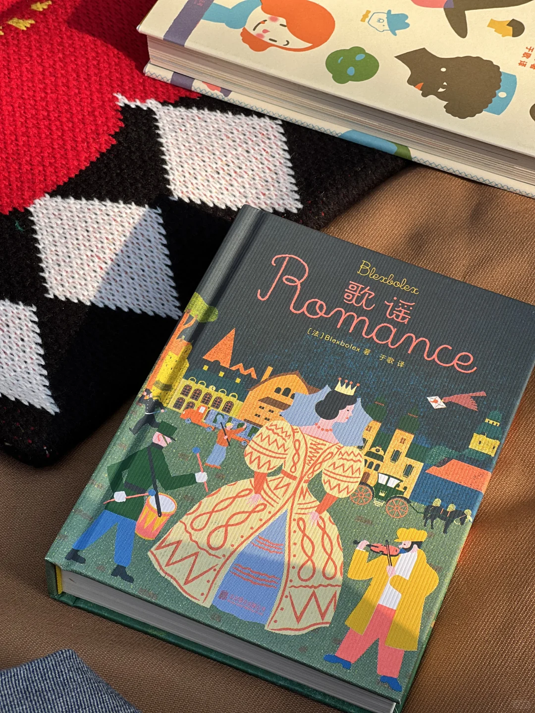 每一页都想装裱成画,丝网印刷绘本也太美了!