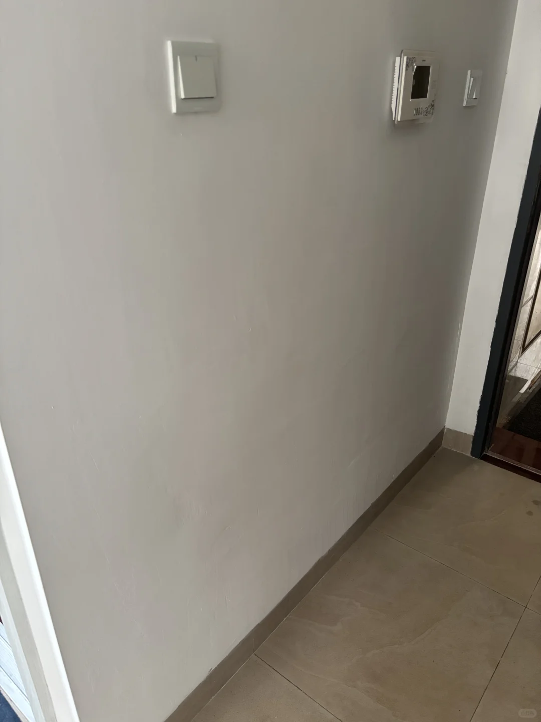 墙皮发霉这样补