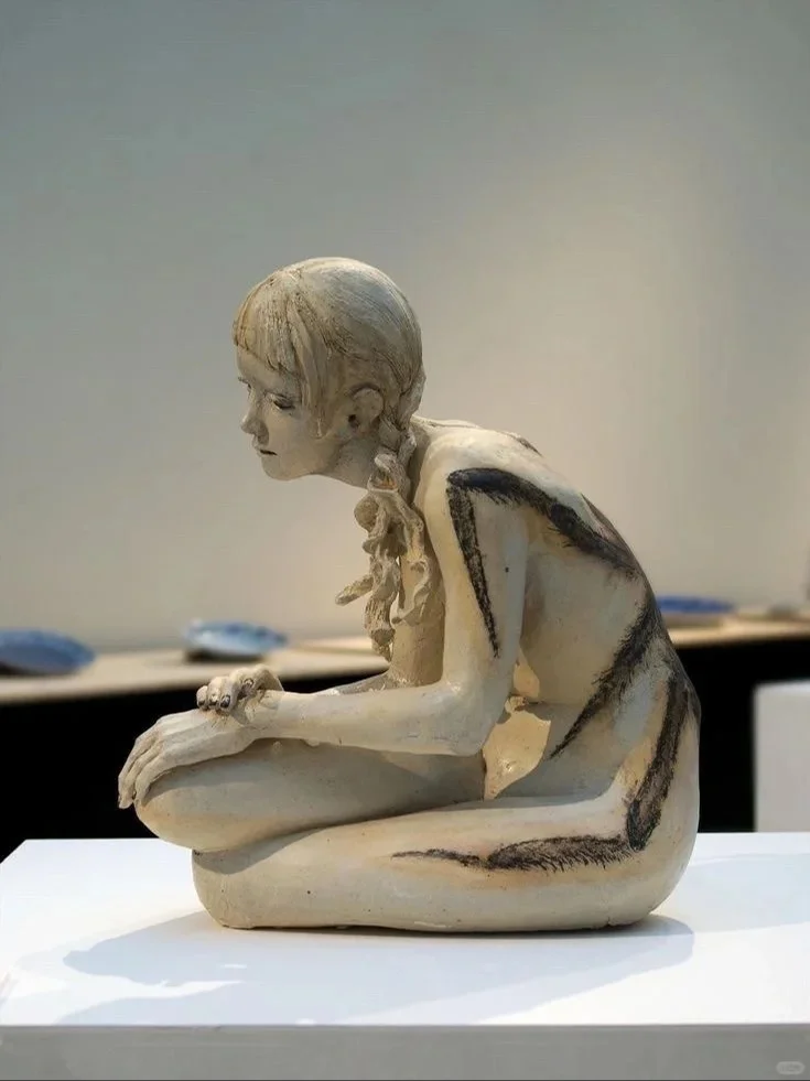 Hitomi Murakami | 雕塑艺术家