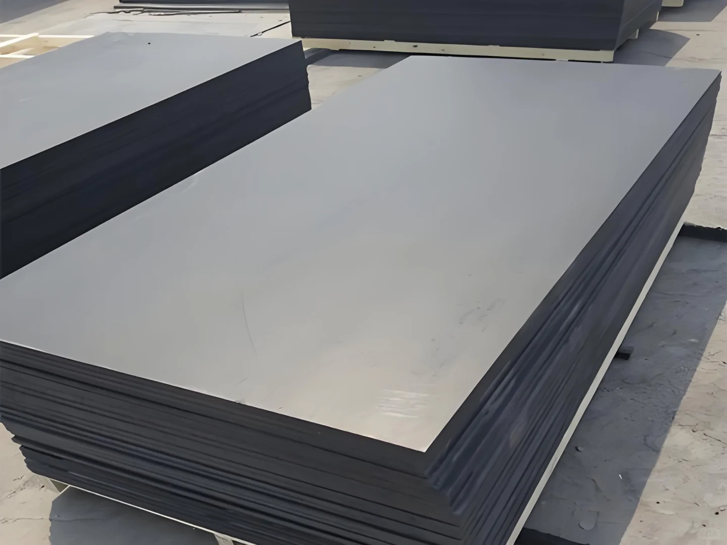 【高密度HDPE塑料板】——工业界的全能战士