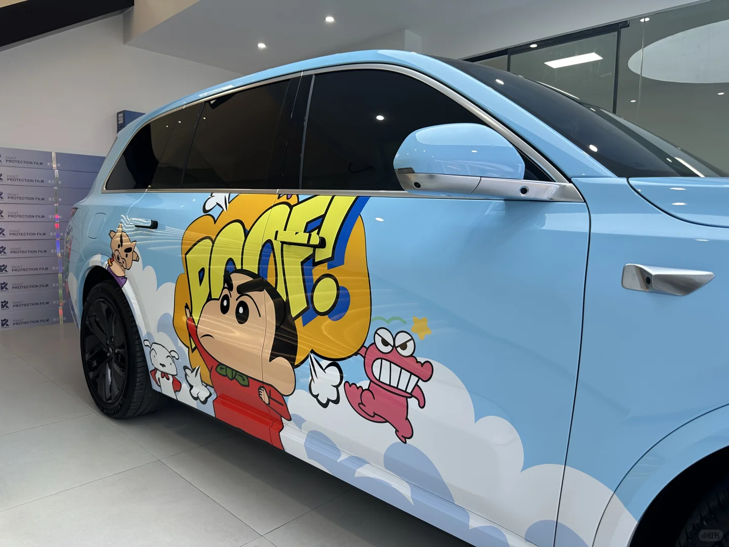 可爱暴击！理想L9变身蜡笔小新の梦幻座驾