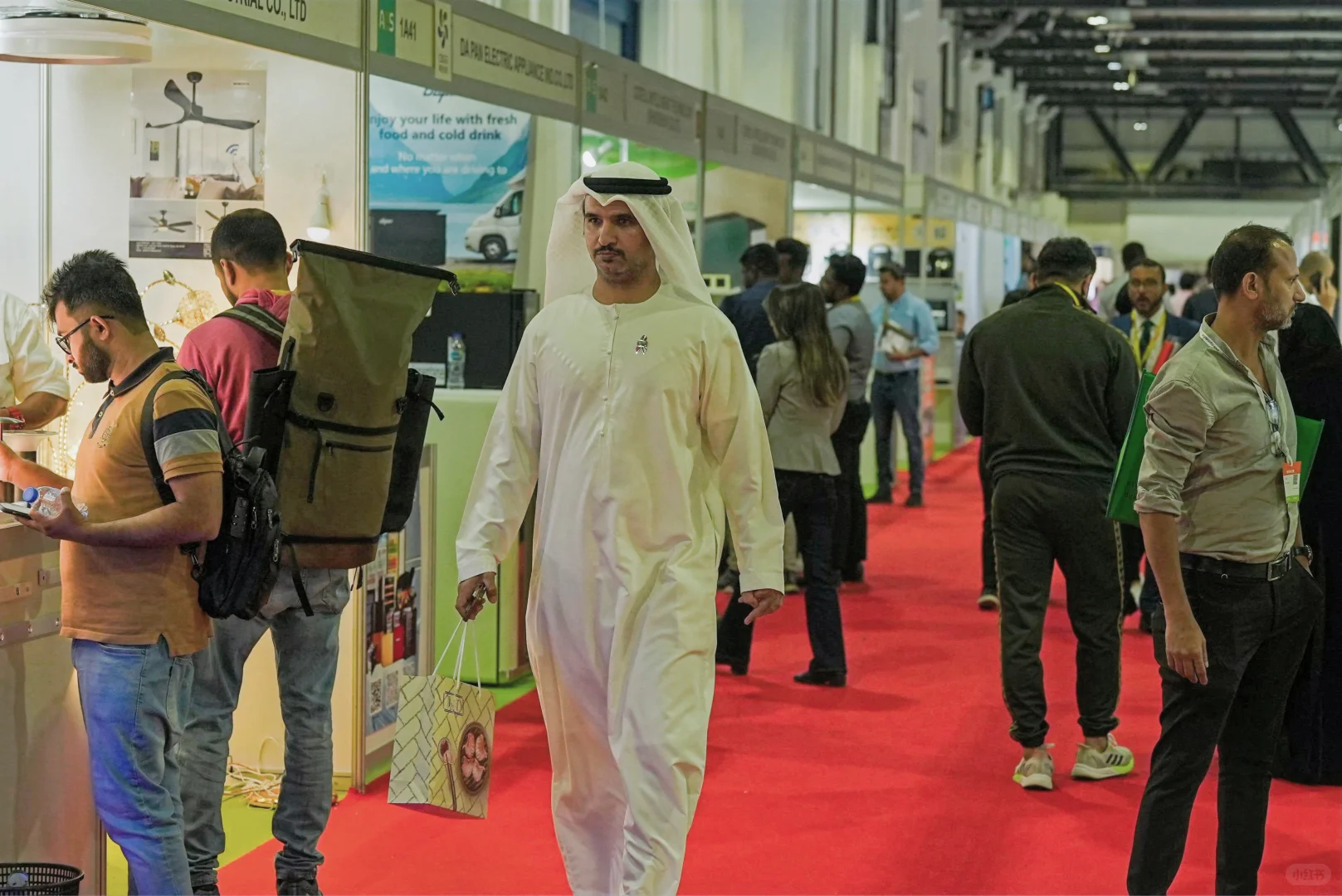 探秘在土豪国连办 19 届的展会