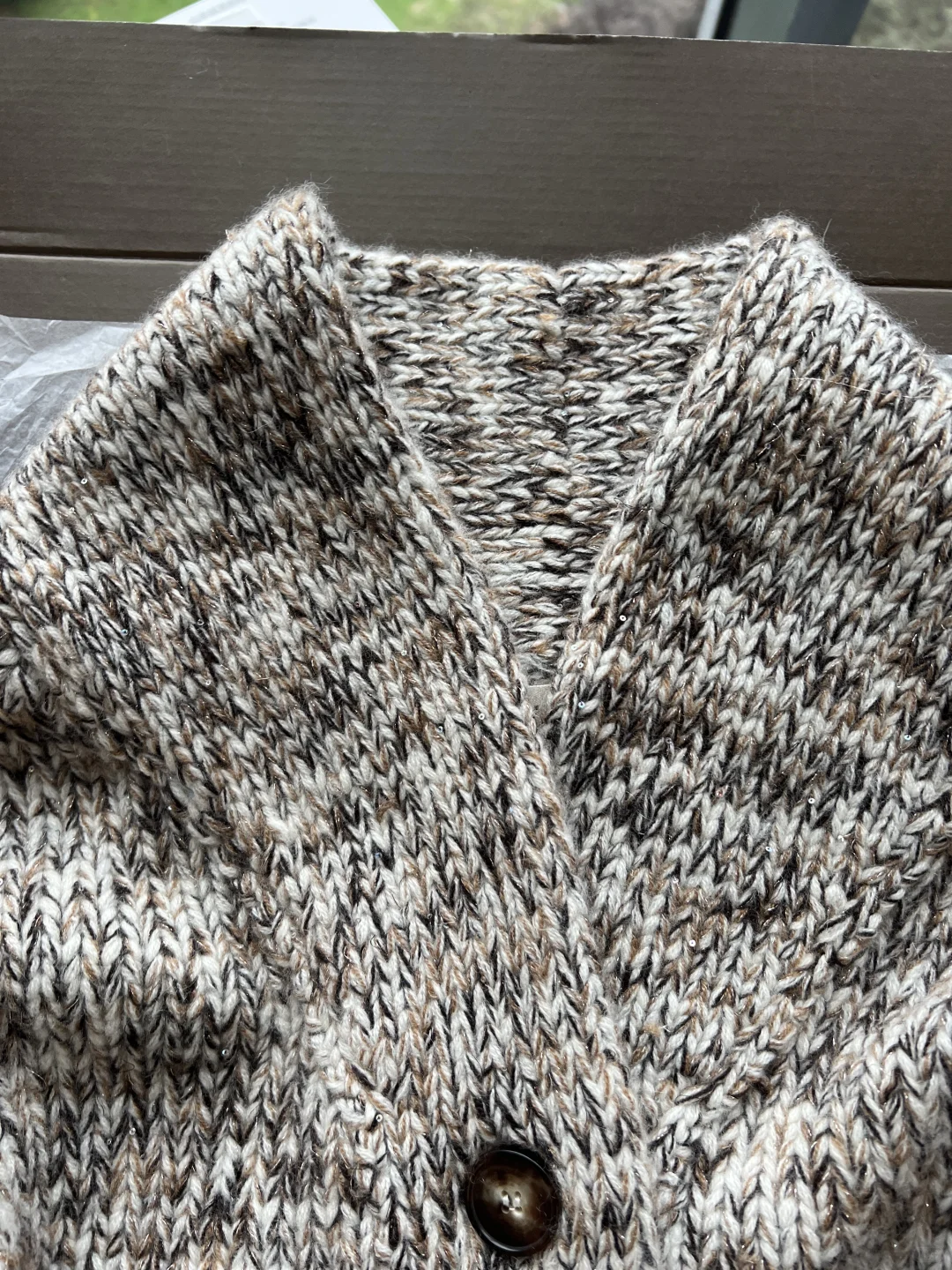 羊绒开衫和这个季节的适配度