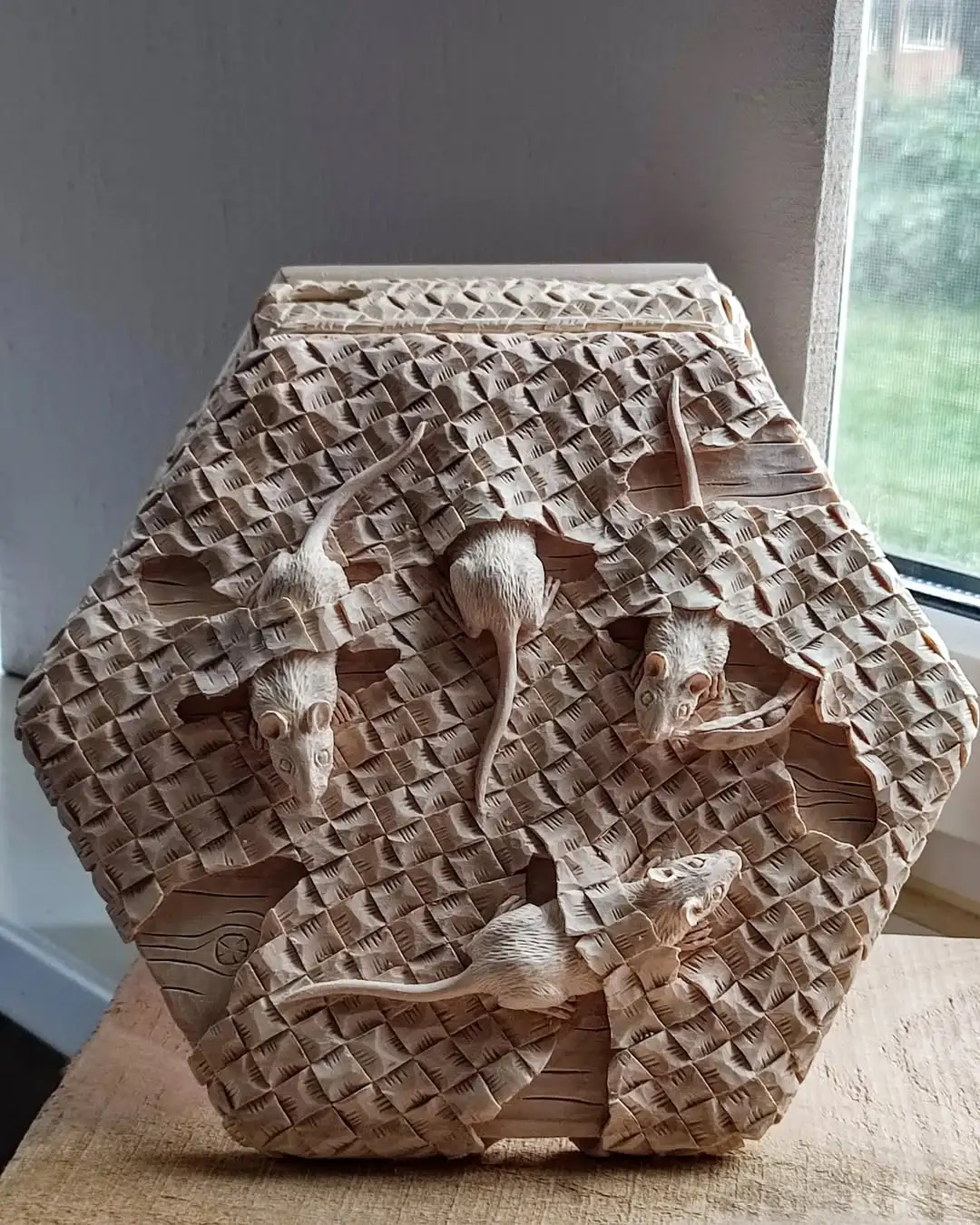 分享一组木雕浮雕作品（俄罗斯艺术家作品）