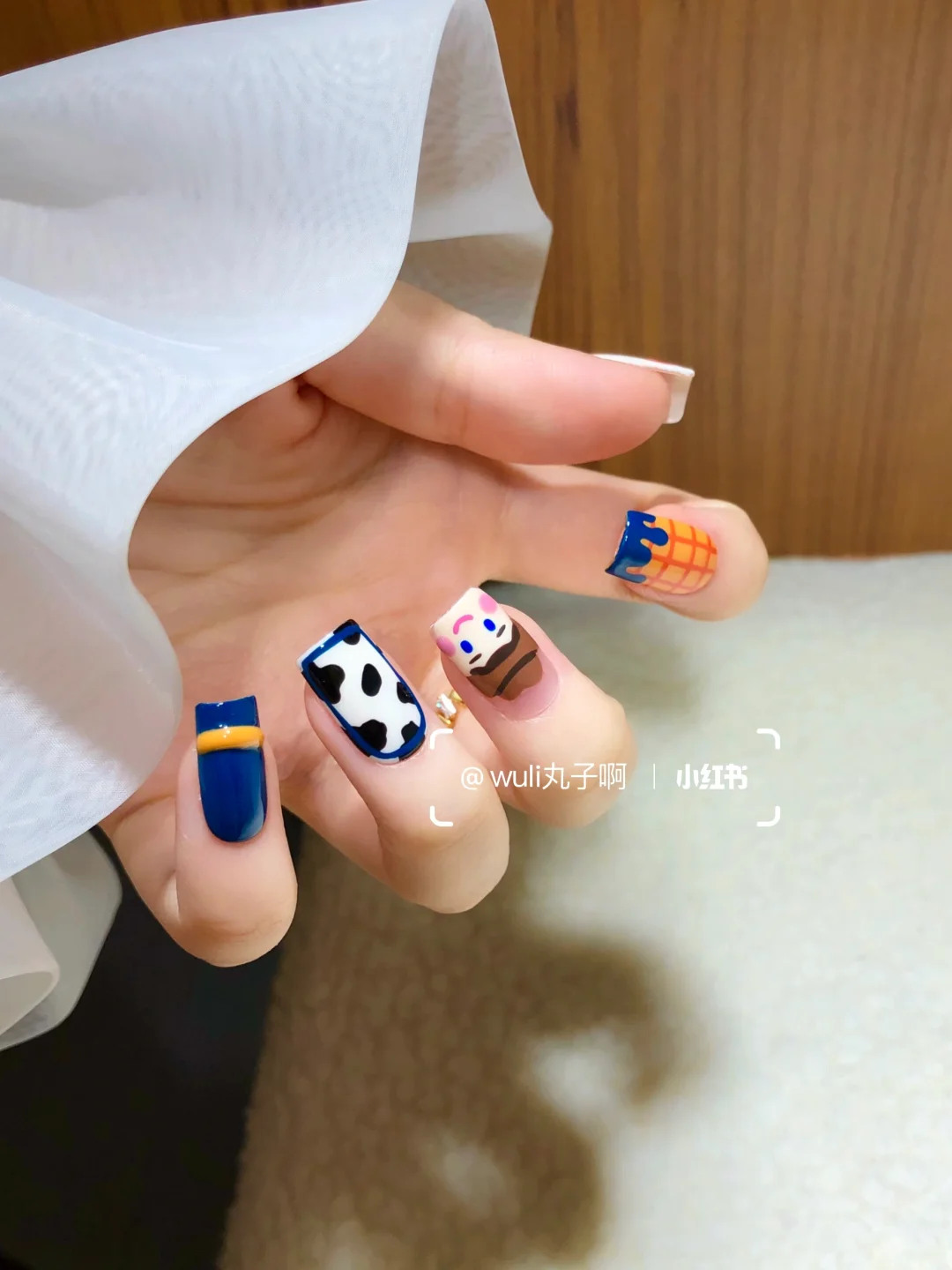 玩具总动员?夏日可爱彩色小短甲来咯～