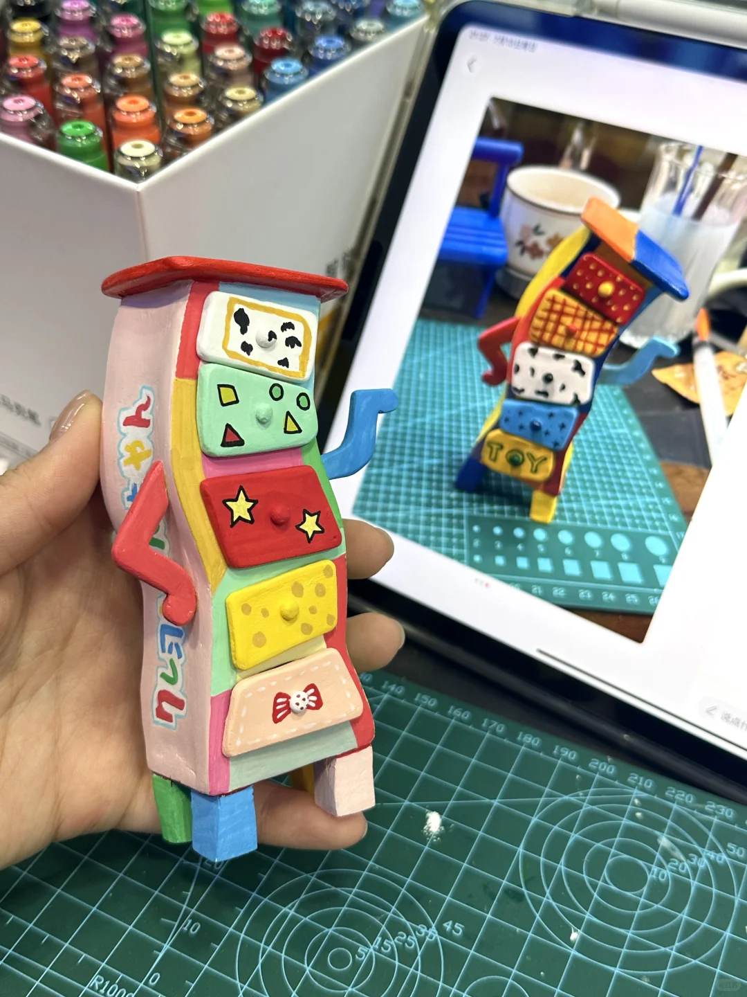 新鲜出炉的柜柜?