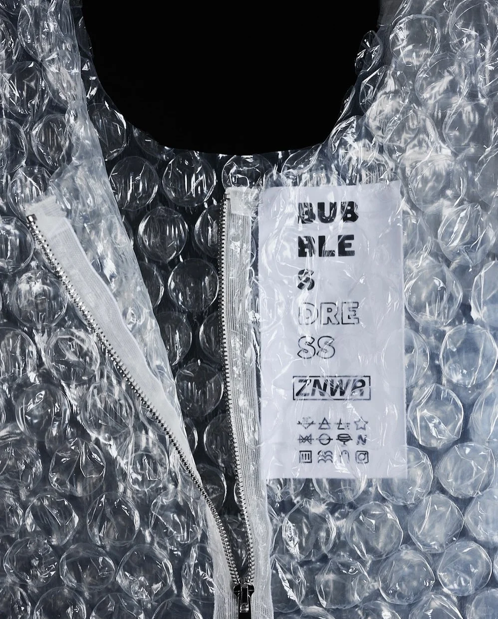 从快递包装到未来时尚??