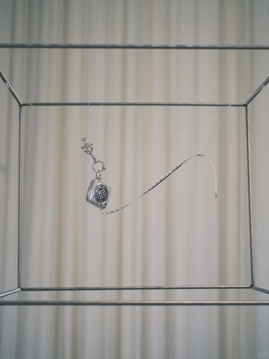 深圳新展|极简工业空间中的禁锢静火山蜡艺