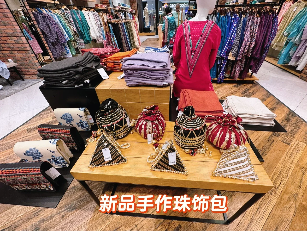 蘑菇分享??迪拜中东特色伴手礼服饰包包