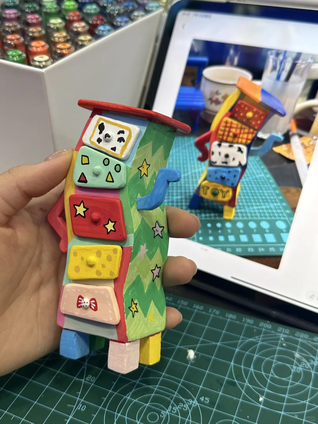 新鲜出炉的柜柜?