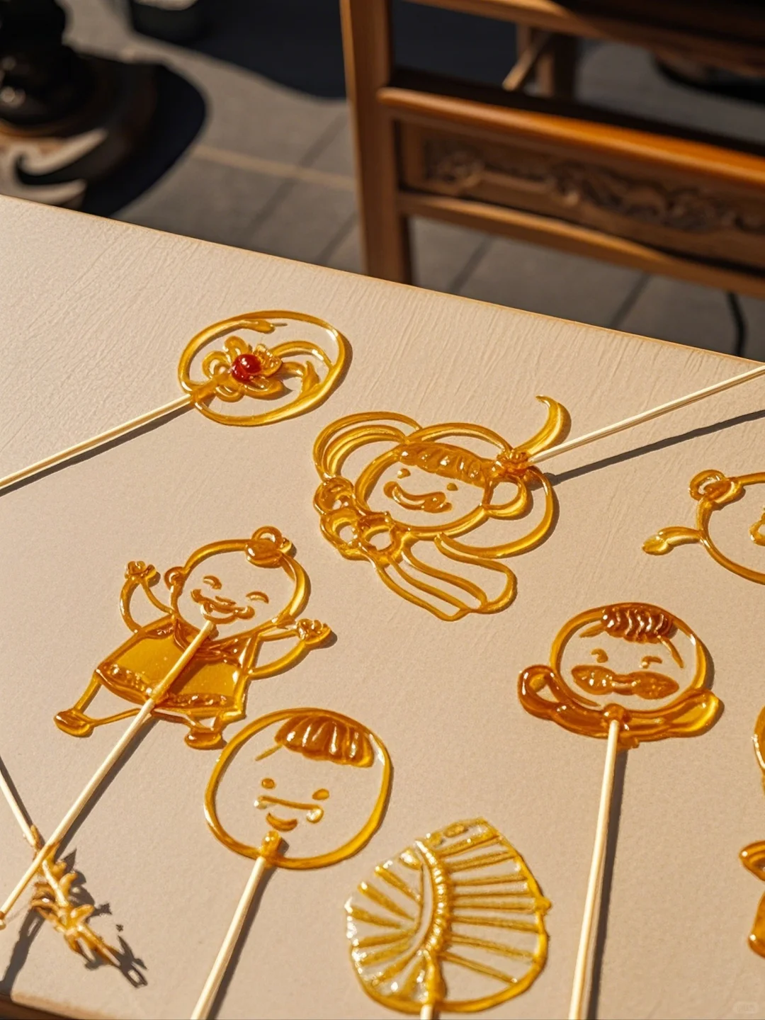 老北京糖人，民俗文化的甜蜜结晶。