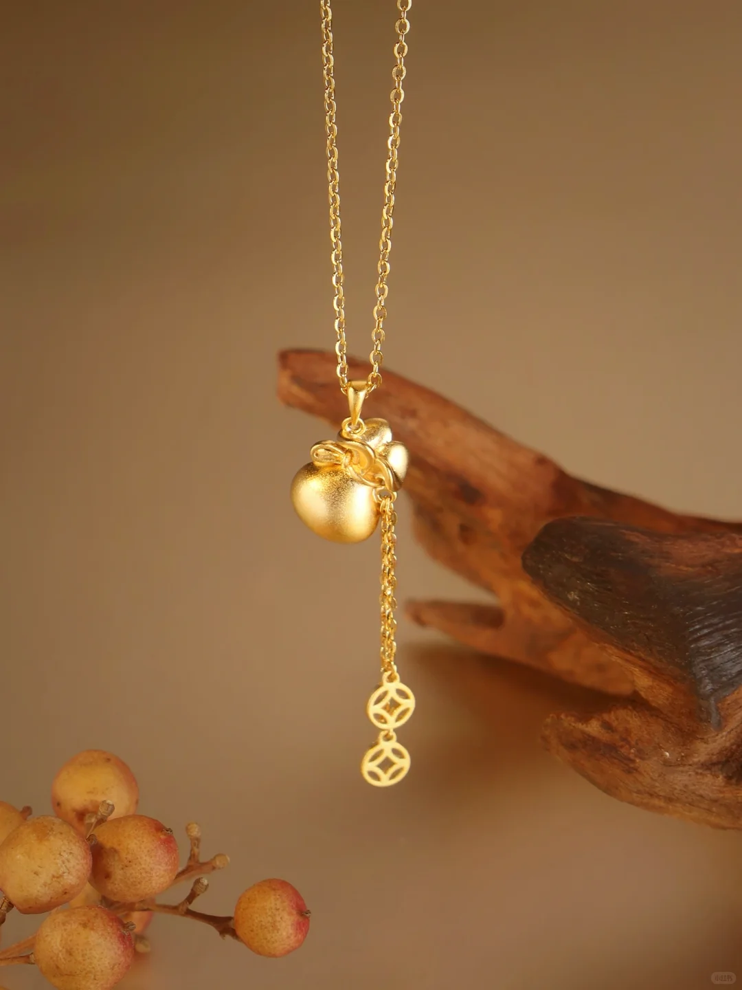 用简单小道具也能拍出好看的项链