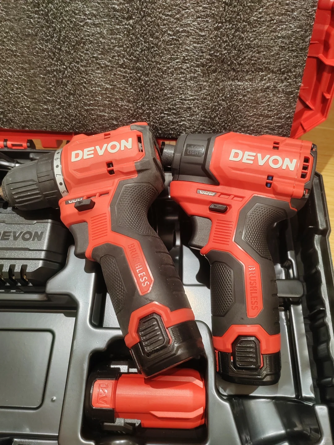 国产两大起子机同级别静态对比