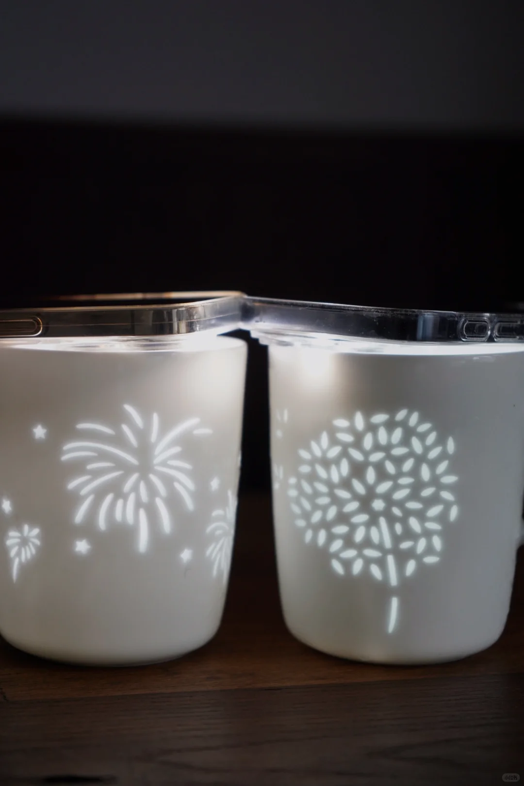 快看！！！我的杯子会发光！！！