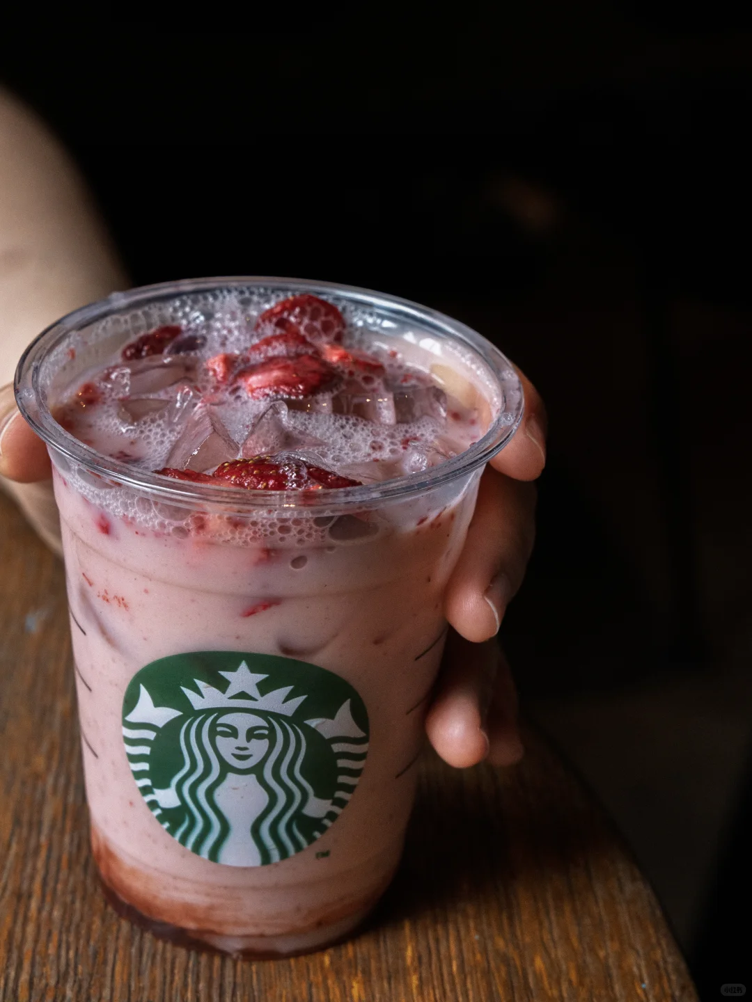 迪拜 | 来一杯中东老城的限定星巴克吗？