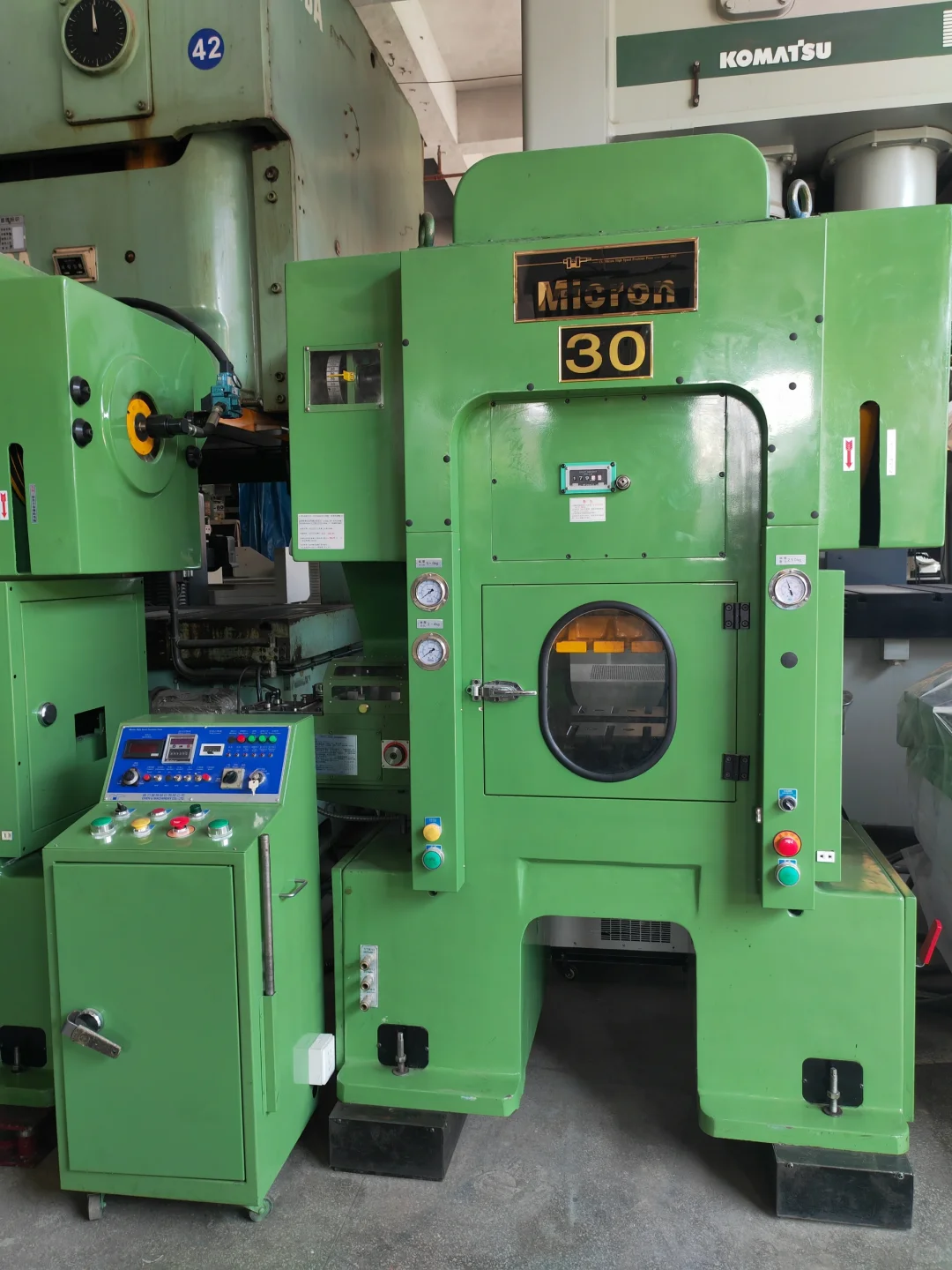 大量高速冲床现货