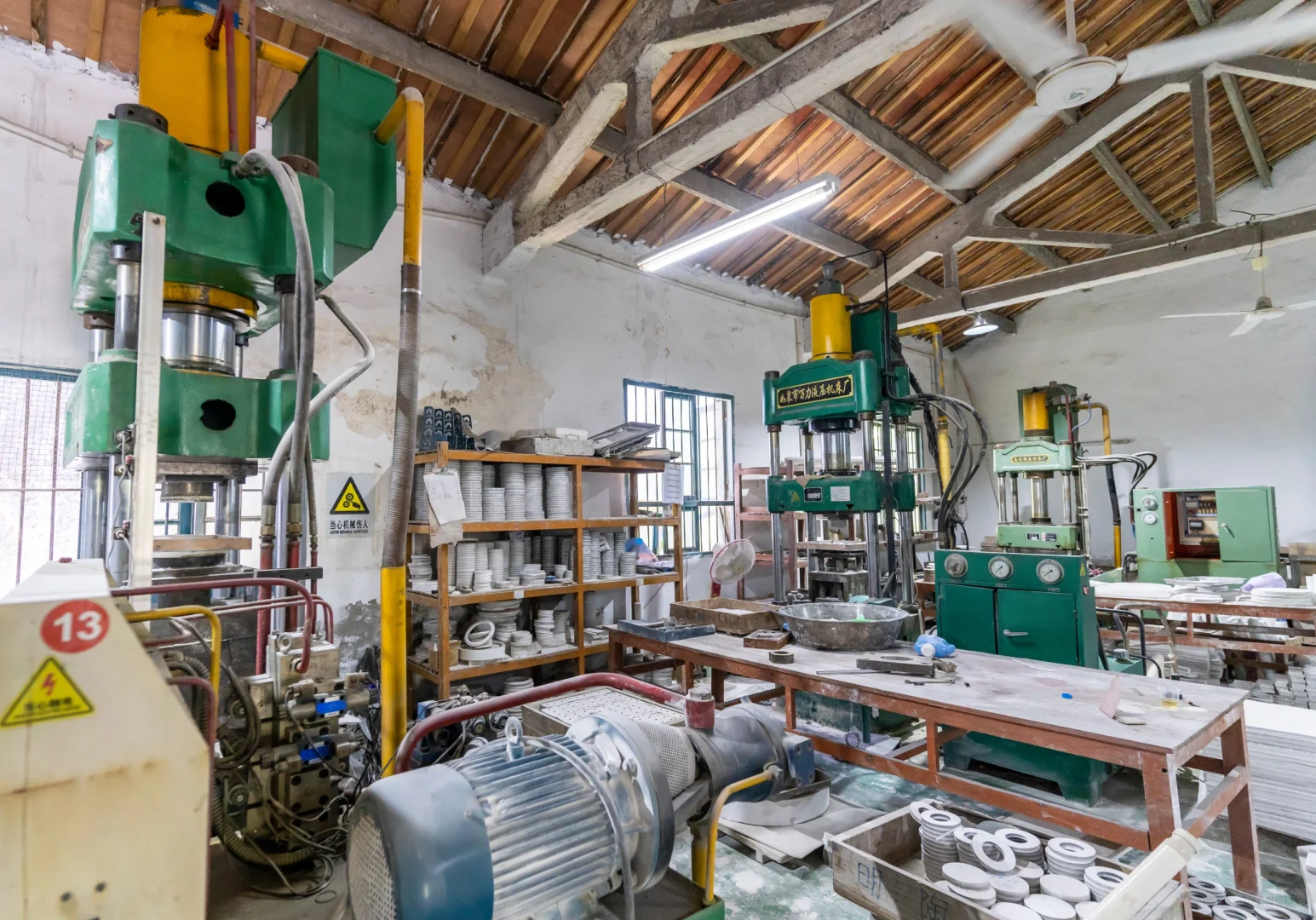 真实陶瓷生产厂家车间实拍❗