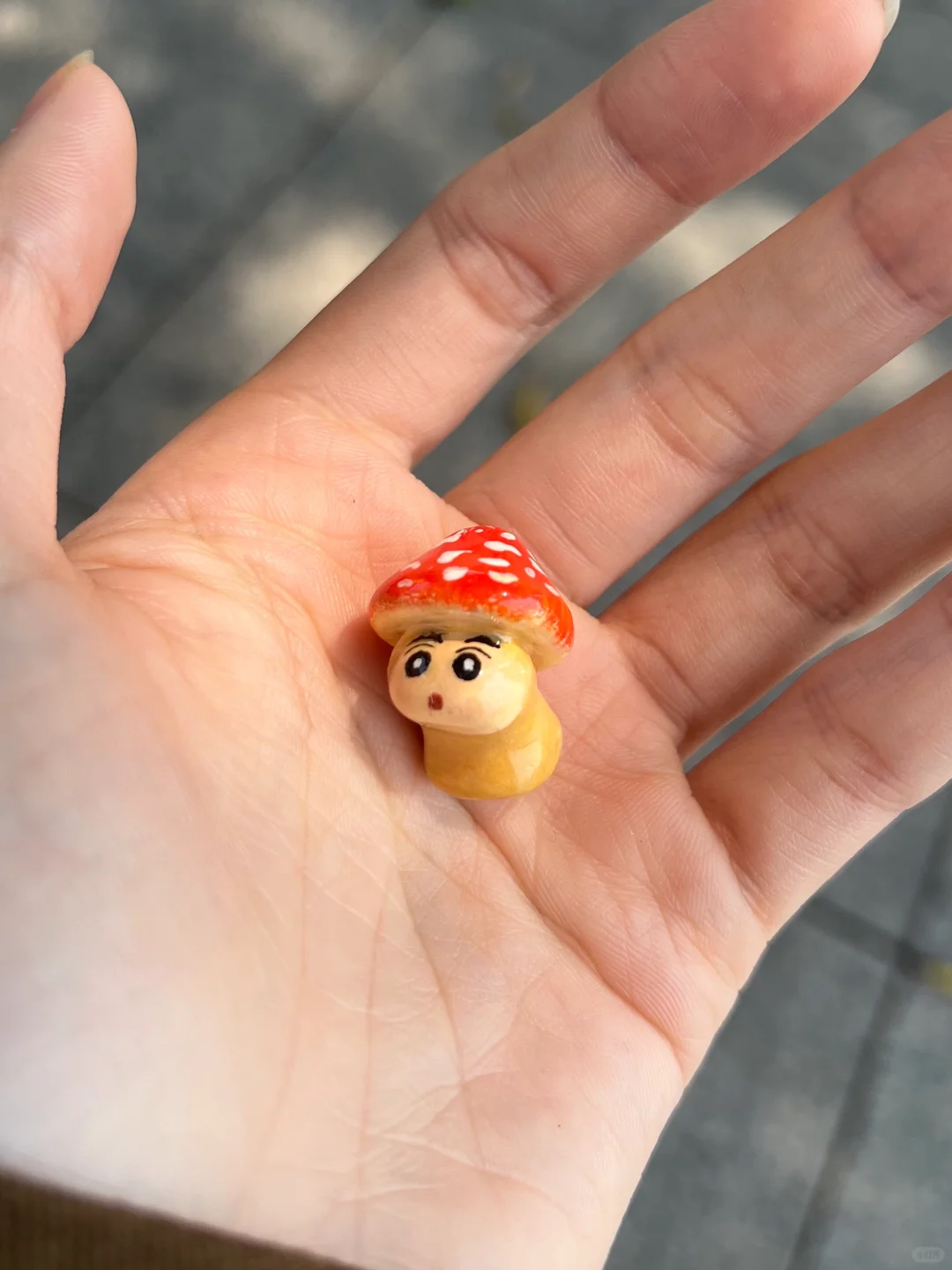 捏一把超迷你的小新