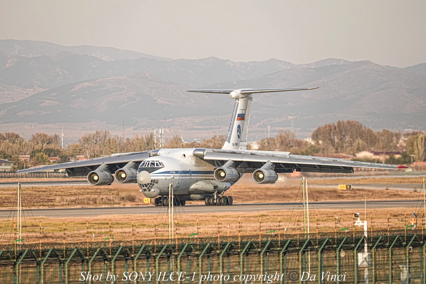 【俄罗斯??伊尔76运输机】