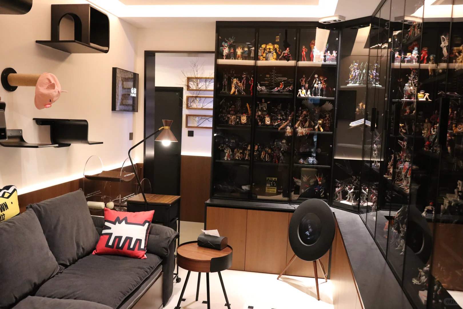 入坑14年价值25w的模型展示柜