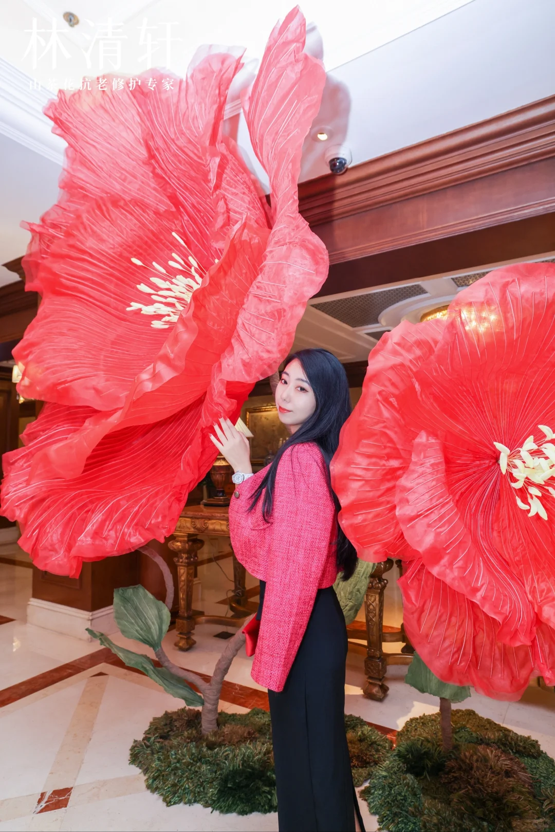 灵动｜巨物山茶花装置｜北京丽思卡尔顿酒店