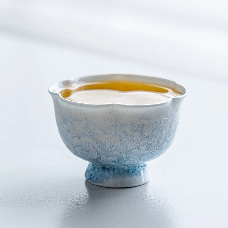 用这只冰晶蓝杯喝茶真的会上瘾！