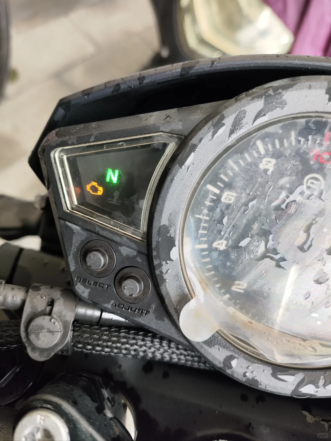 摩托车发动机故障灯常亮